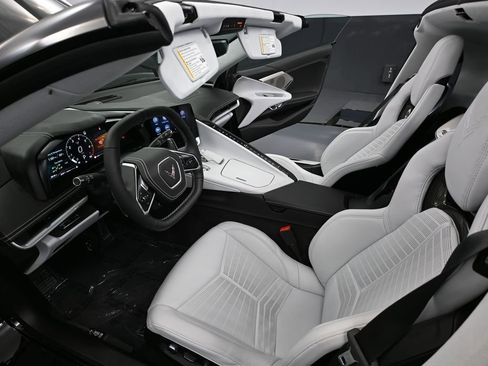 Used 2023 Chevrolet Corvette Stingray Premium Cpe w/ Z51 Performance Package image 25