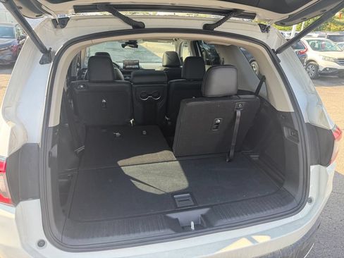Used 2024 Honda Pilot Elite image 5