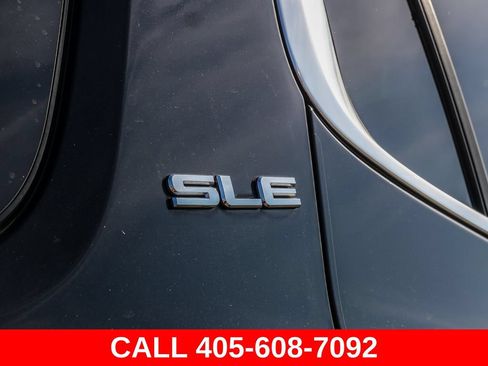 Used 2019 GMC Acadia SLE FWD image 10
