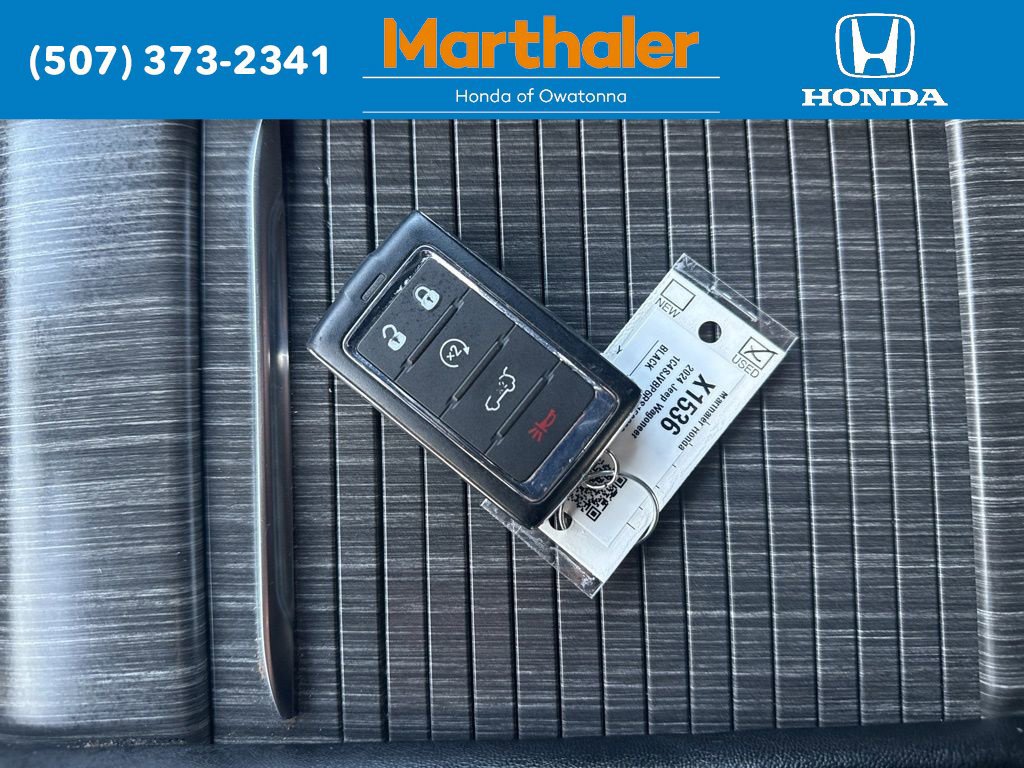 Used 2024 Jeep Wagoneer Series II w/ Flexible Seating Group AWD/4WD image 29