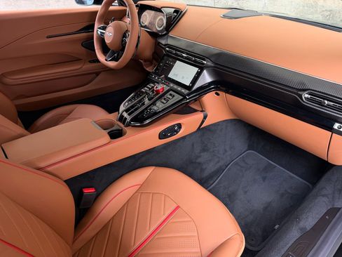 New 2026 Aston Martin V8 Vantage S image 17