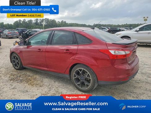 Used 2014 Ford Focus SE w/ Equipment Group 201A FWD image 3