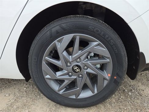 New 2025 Hyundai Elantra Blue image 29