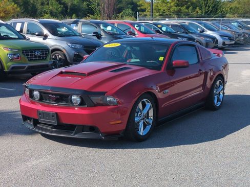 Used 2010 Ford Mustang GT Premium RWD image 8