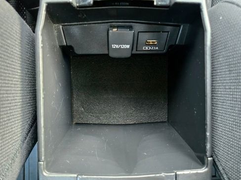 Used 2020 Toyota Corolla SE image 34