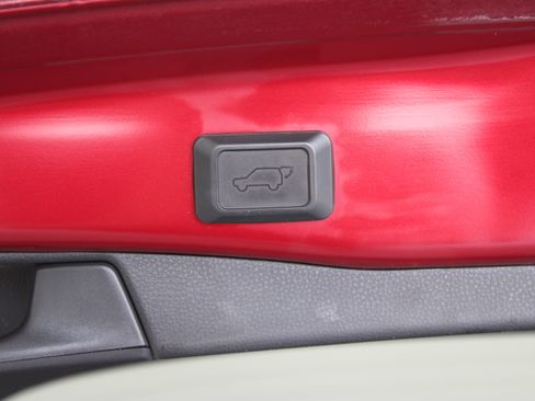 Certified 2024 Toyota RAV4 XLE Premium FWD image 33