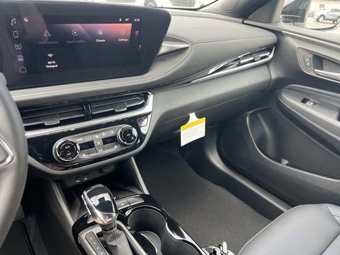 New 2026 Buick Envista Sport Touring w/ Convenience I Package FWD image 30