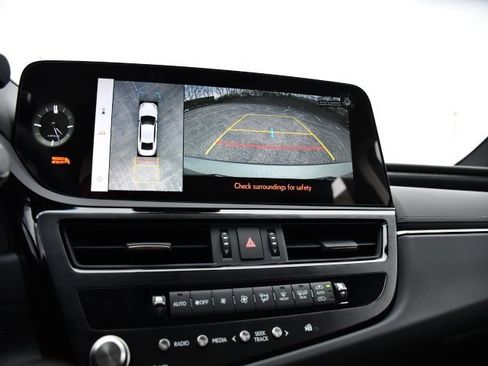 New 2025 Lexus ES 350 Luxury image 15