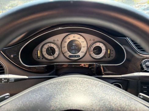 Used 2011 Mercedes-Benz CLS 550 image 22