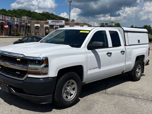 Used 2019 Chevrolet Silverado 1500 W/T w/ WT Convenience Package AWD/4WD image 1