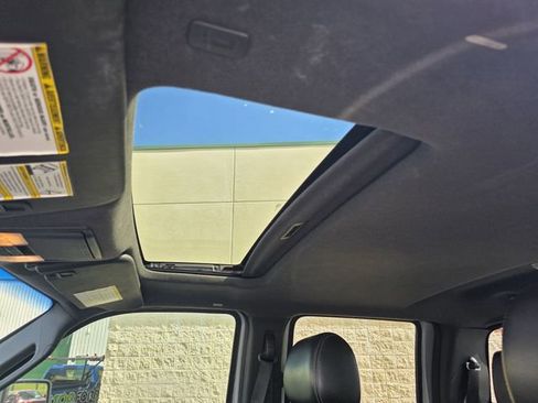 Used 2014 Ford F350 Lariat image 13