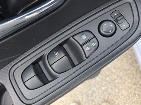 New 2025 Nissan Versa SV w/ Trunk Package image 16