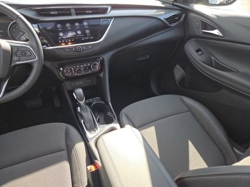 Used 2023 Buick Encore GX Select w/ Sport Touring Package FWD image 31