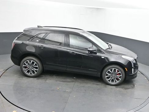New 2026 Cadillac XT5 Sportv w/ LPO, Onyx Lite Package AWD/4WD image 32