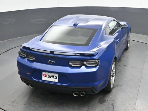 Used 2023 Chevrolet Camaro SS RWD image 31