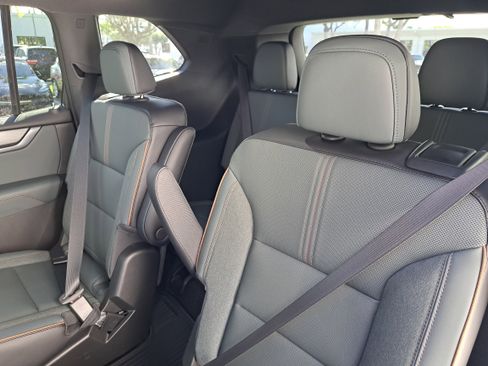 New 2026 GMC Acadia AT4 w/ Super Cruise Package image 14