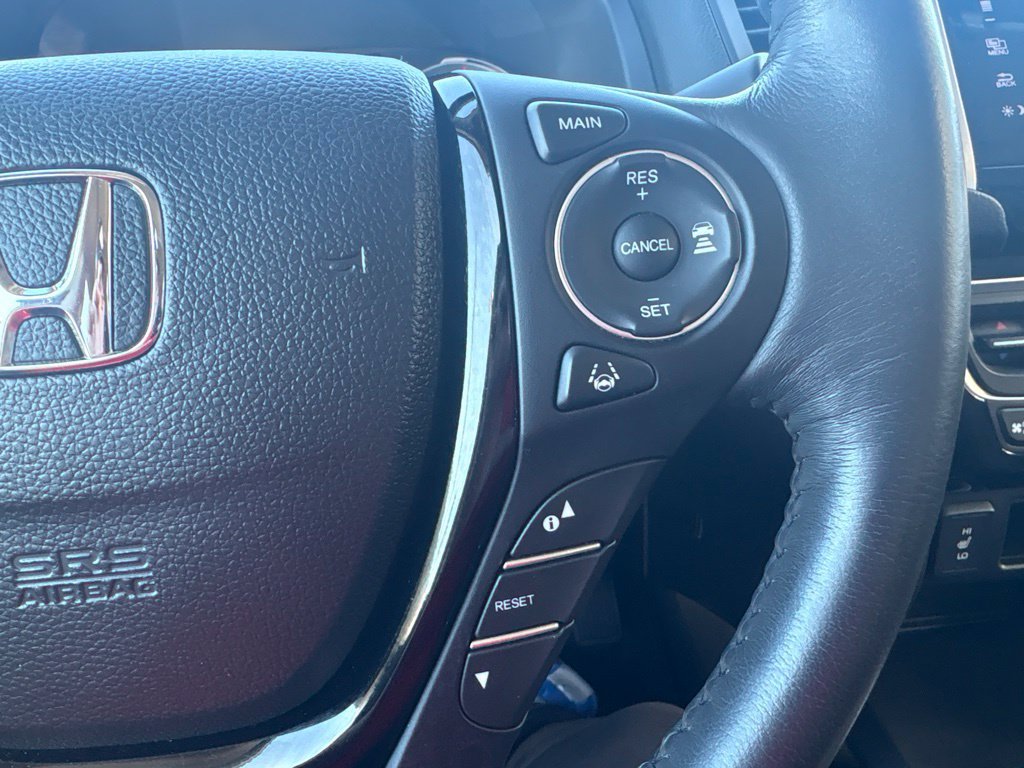 Used 2017 Honda Ridgeline RTL-E image 17
