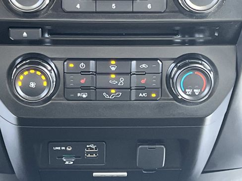 Used 2015 Ford F150 XLT w/ Equipment Group 302A Luxury RWD image 20