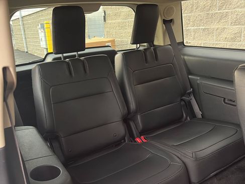 Used 2018 Ford Flex Limited w/ Equipment Group 303A AWD/4WD image 28