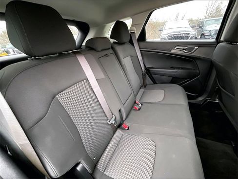 Certified 2023 Kia Sportage LX image 15
