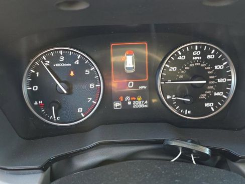 Used 2025 Subaru Outback Premium AWD/4WD image 7