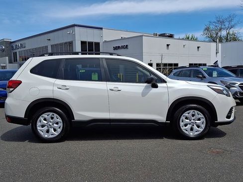 Used 2023 Subaru Forester AWD/4WD image 8