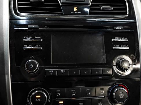 Used 2015 Nissan Altima 2.5 S w/ Special Edition Package FWD image 28