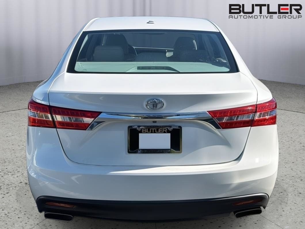 Used 2015 Toyota Avalon XLE FWD image 9