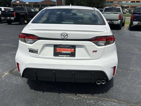 New 2026 Toyota Corolla SE FWD image 4