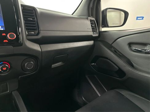Used 2023 Nissan Frontier SV w/ Midnight Edition Package image 28