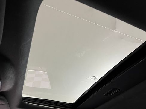 Used 2022 Jeep Grand Cherokee Limited image 13