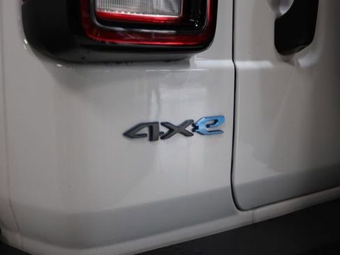 Used 2023 Jeep Wrangler Unlimited w/ Cold Weather Group AWD/4WD image 12