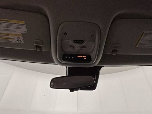 Used 2022 Chevrolet TrailBlazer LT w/ LPO, Blackout Package FWD image 25