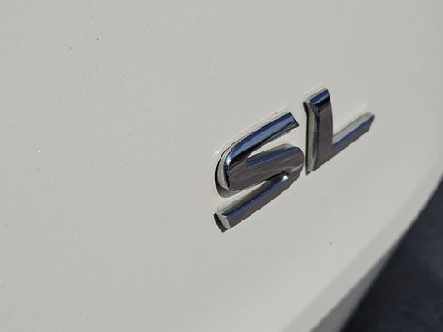 Used 2021 Nissan Rogue SL FWD image 8