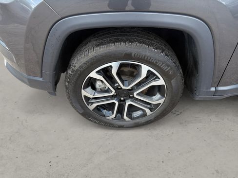 Used 2022 Jeep Compass Limited AWD/4WD image 10