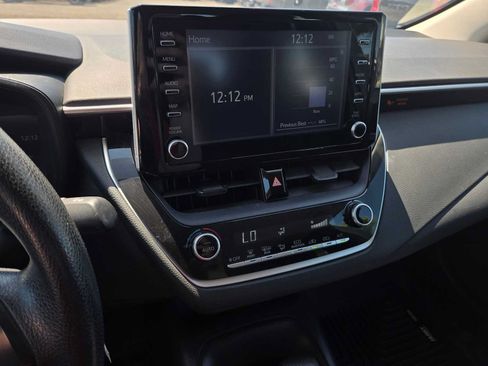 Certified 2020 Toyota Corolla LE FWD image 27