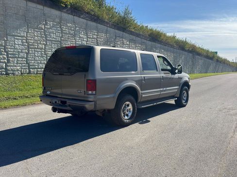 Used 2003 Ford Excursion Limited AWD/4WD image 5
