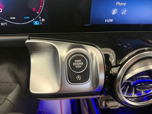 New 2026 Mercedes-Benz GLB 250 4MATIC image 30