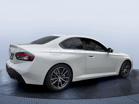 Certified 2026 BMW 230i Coupe RWD image 5