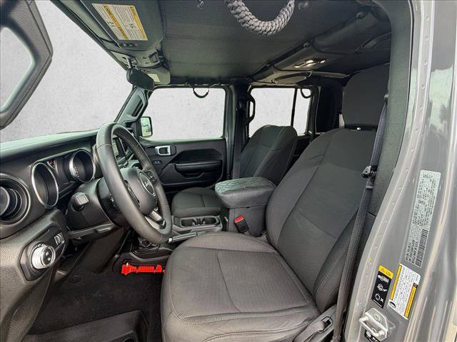 Used 2020 Jeep Gladiator Rubicon AWD/4WD image 10