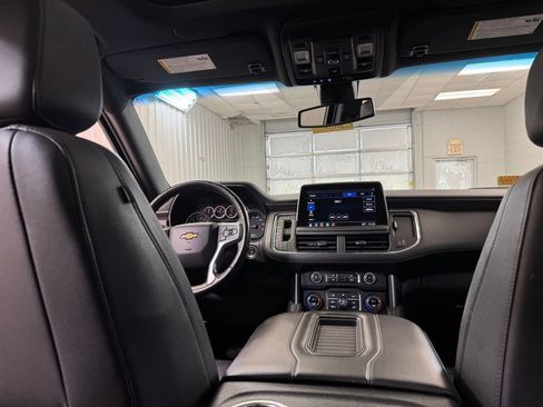 Used 2021 Chevrolet Tahoe LT w/ LT Signature Package image 23