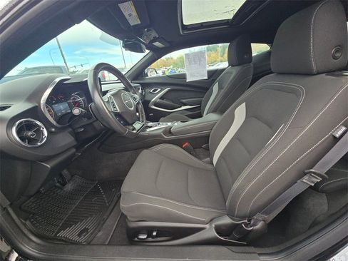 Used 2021 Chevrolet Camaro LT image 14