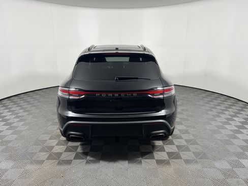 Used 2026 Porsche Macan AWD/4WD image 6