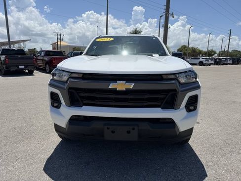 Used 2023 Chevrolet Colorado LT w/ LT Convenience Package II AWD/4WD image 12