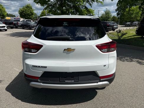 Used 2026 Chevrolet TrailBlazer LT w/ LT Cold Weather Package FWD image 4
