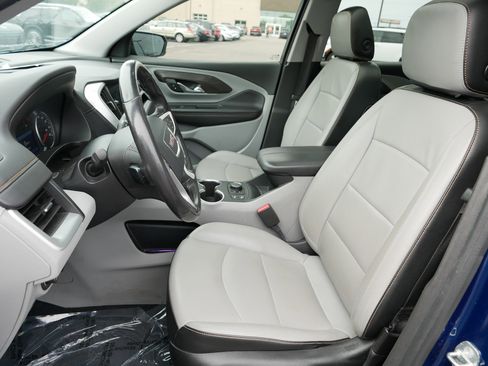 Used 2020 GMC Terrain SLT w/ Preferred Package image 9