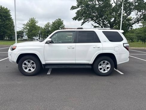 Used 2019 Toyota 4Runner SR5 Premium AWD/4WD image 6