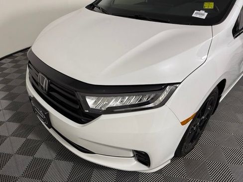 Used 2024 Honda Odyssey Sport image 9