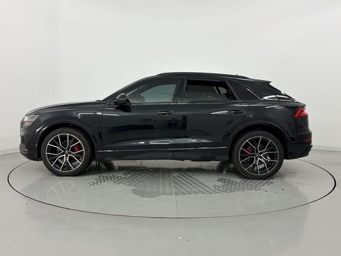 Used 2021 Audi Q8 Prestige w/ Prestige Package AWD/4WD image 2