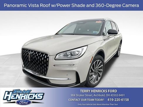 Used 2024 Lincoln Corsair Reserve w/ Equipment Group 201A AWD/4WD image 1